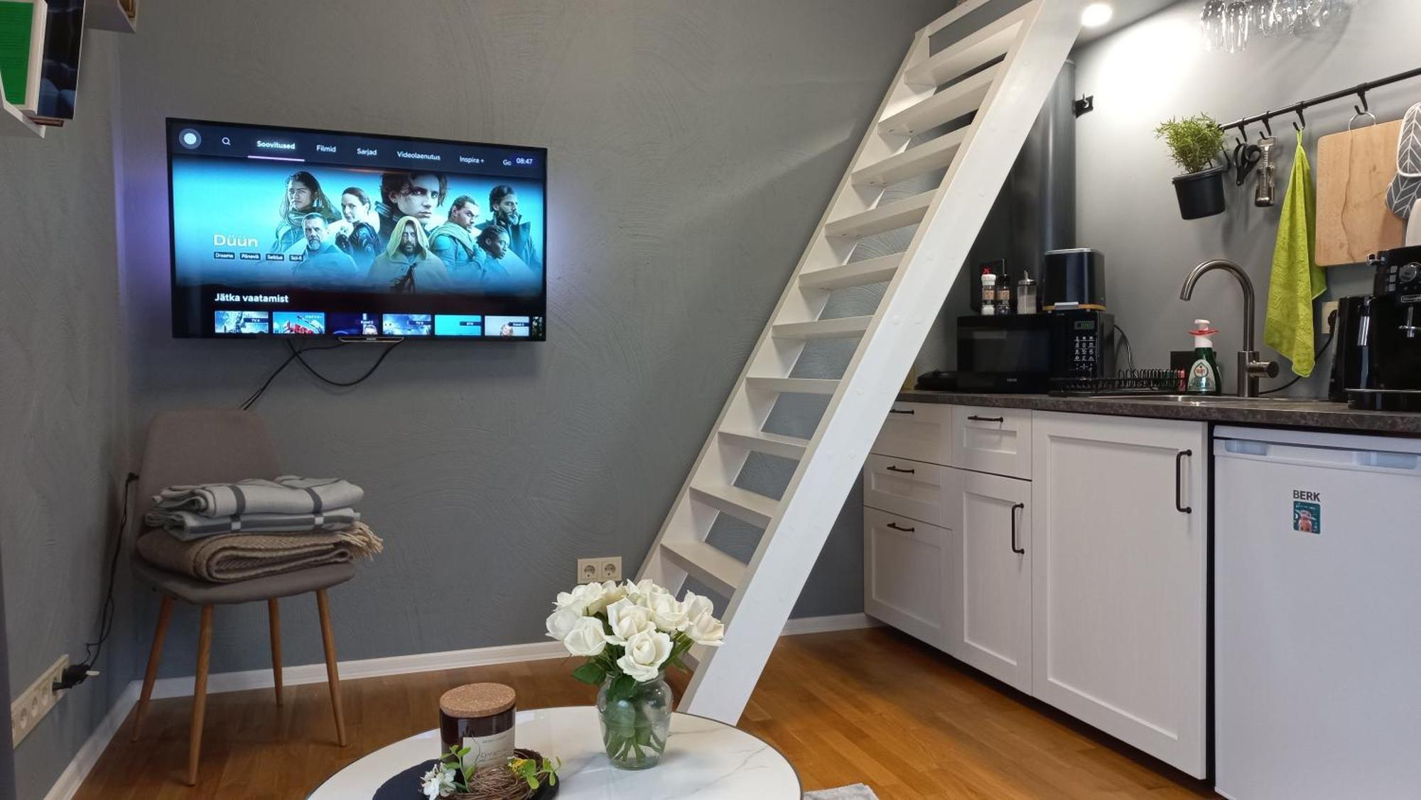 Tiny House, Kesk Loft Apartment Тарту Екстериор снимка